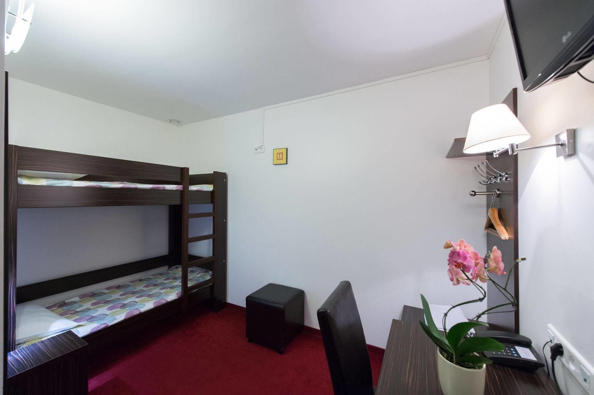 Grand Hotel Senia Ορλί Εξωτερικό φωτογραφία
